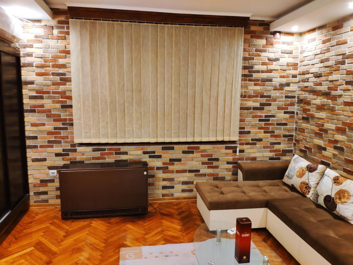 V2 With Love - Vintage Modern And Spacious Belgrade Luaran gambar